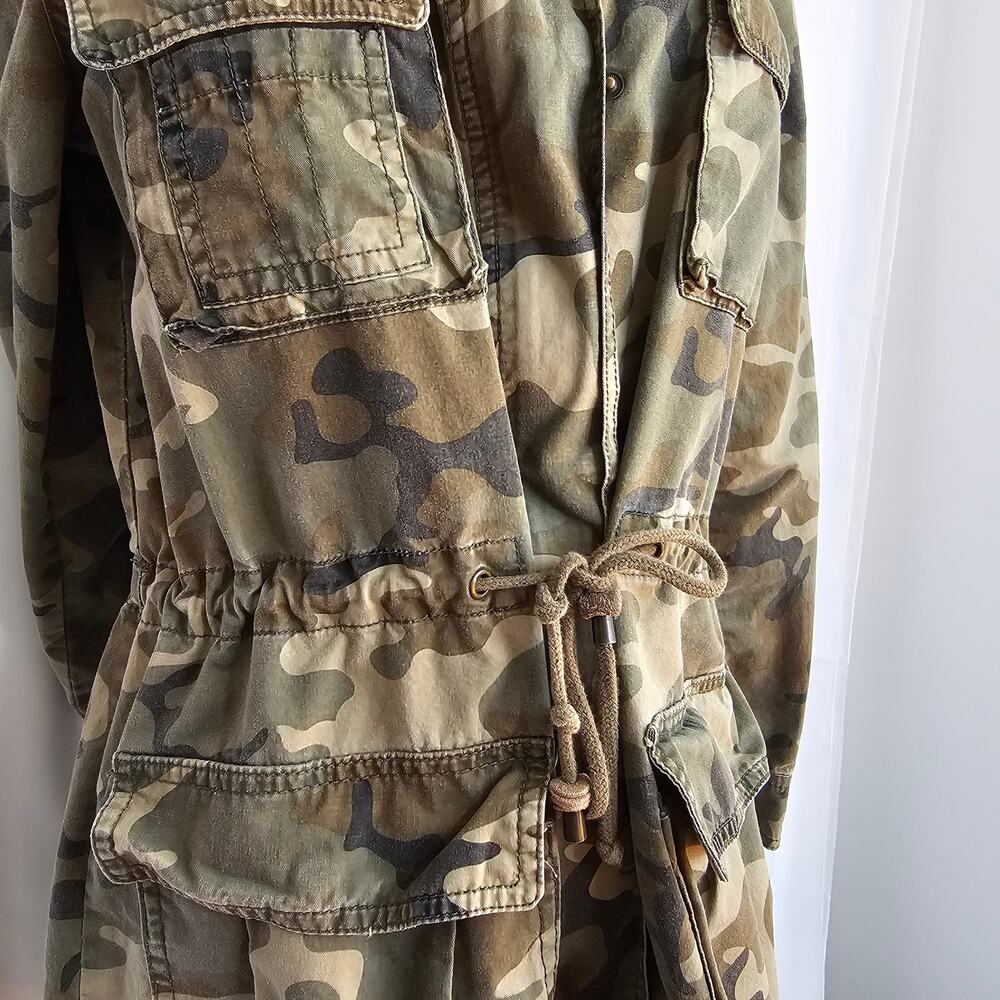 Love Tree S Camo Pattern Military Utility Style Drawstring Jacket - Picture 4 of 6